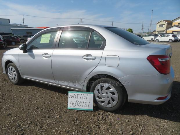 Toyota Axio 2021 Silver