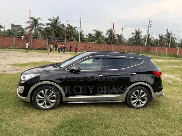 Hyundai Santa Fe 2015 Black