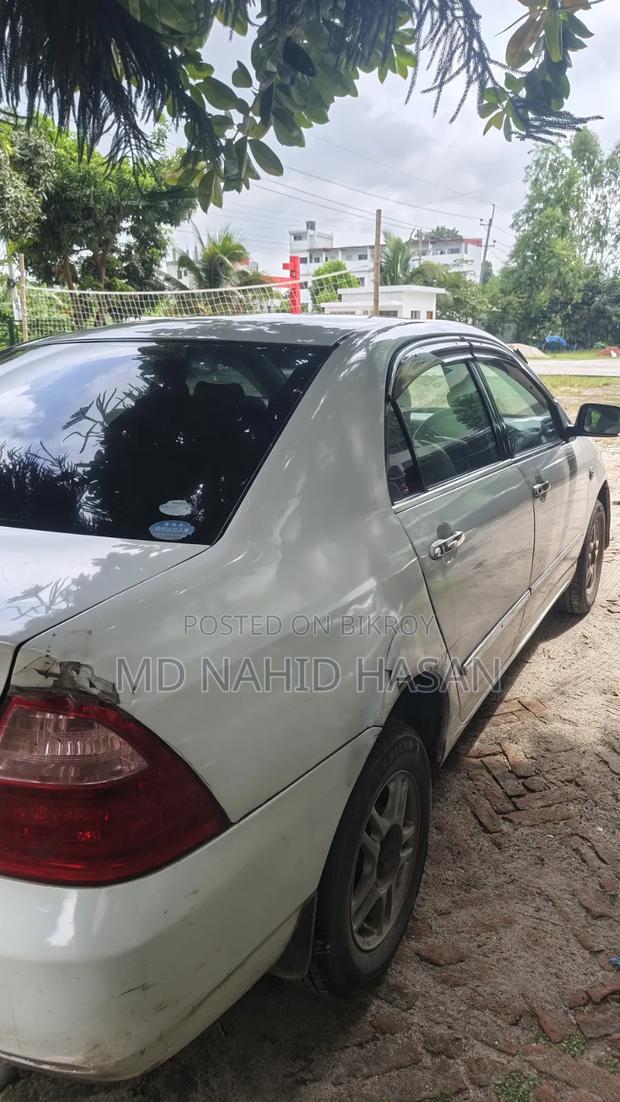 Toyota Corolla 2004 White