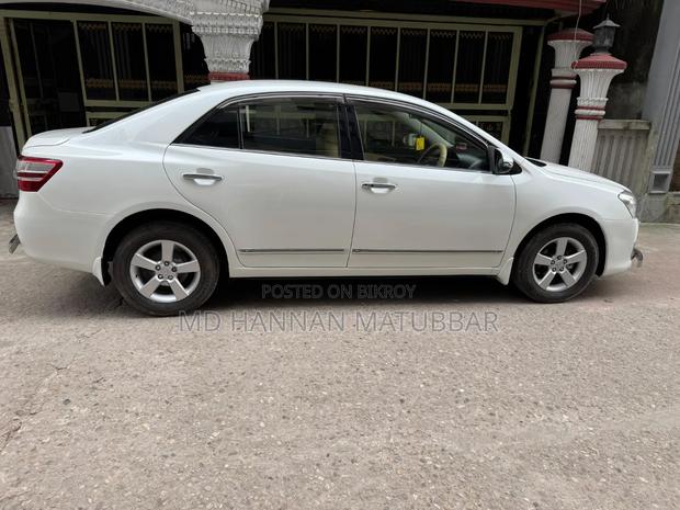 Toyota Premio 2013 Pearl