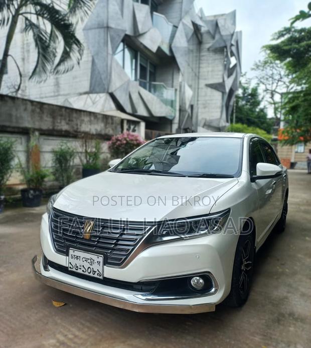Toyota Premio 1.5 FWD 2017 Pearl