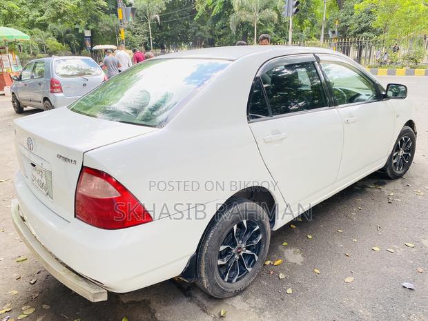 Toyota Corolla 2006 White