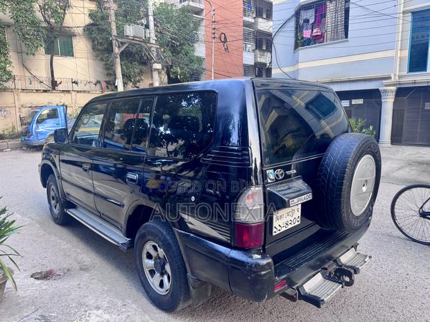 Toyota Land Cruiser Prado 2.7 5dr 2002 Black