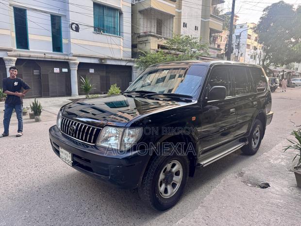 Toyota Land Cruiser Prado 2.7 5dr 2002 Black