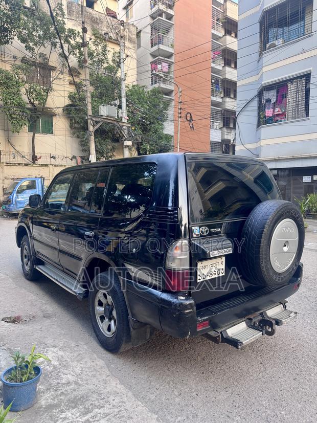 Toyota Land Cruiser Prado 2.7 5dr 2002 Black