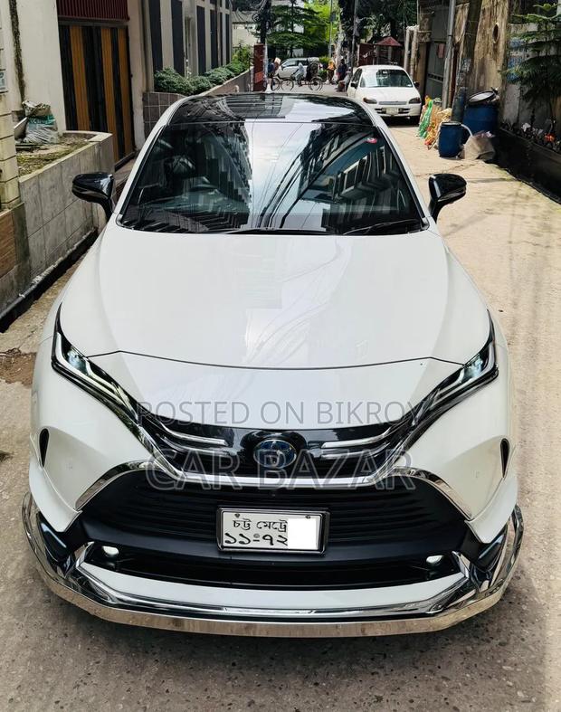 Toyota Harrier 2.5 Hybrid 4WD 2020 White
