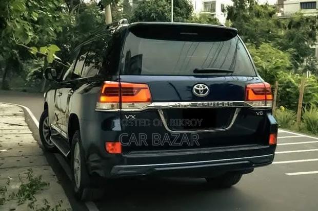 Toyota Land Cruiser 4.5 V8 VXR 2017 Blue