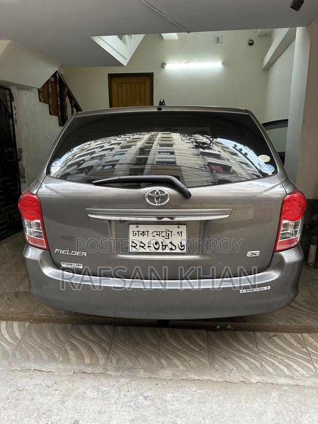 Toyota Corolla Fielder 1.5 Petrol FWD 2010 Gray