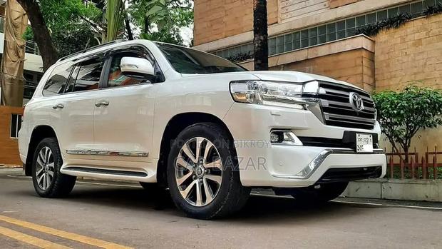 Toyota Land Cruiser 4.5 V8 GXR 2017 Pearl