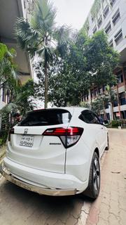 Honda Vezel 1.5 Hybrid 2WD 2015 Pearl for sale