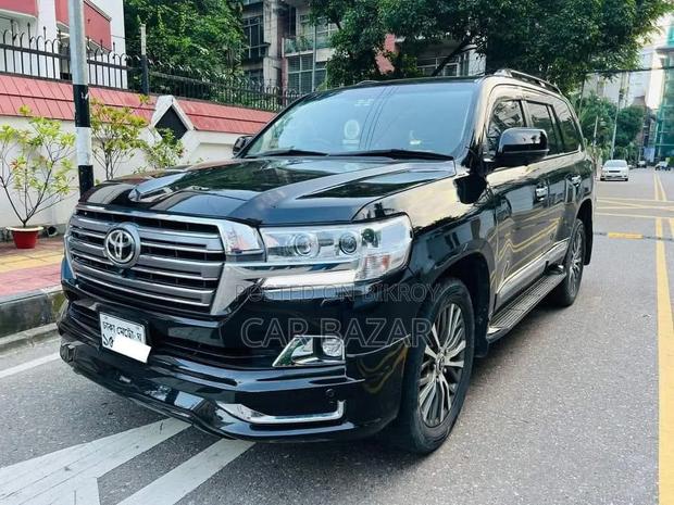 Toyota Land Cruiser 4.5 V8 VXR 2016 Black