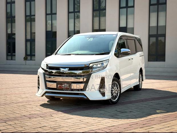 Toyota Noah 1.8 FWD Hybrid (7 Seater) 2021 Pearl