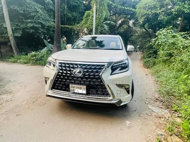 Toyota Land Cruiser Prado 2016 Pearl
