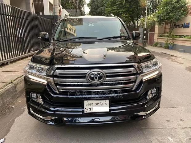 Toyota Land Cruiser 4.5 V8 VXR 2018 Black