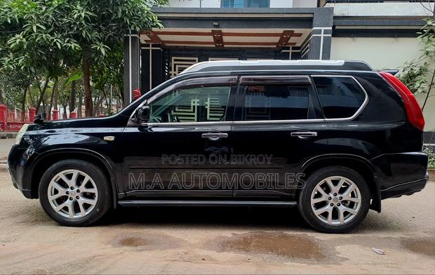 Nissan X-Trail 2012 Black