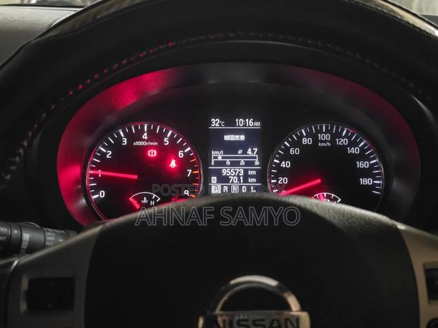 Nissan X-Trail 2012 Black