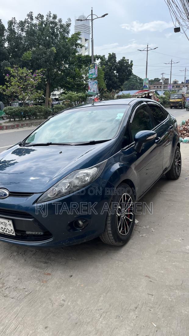 Ford Fiesta 1.4 Automatic 2010 Burgundy