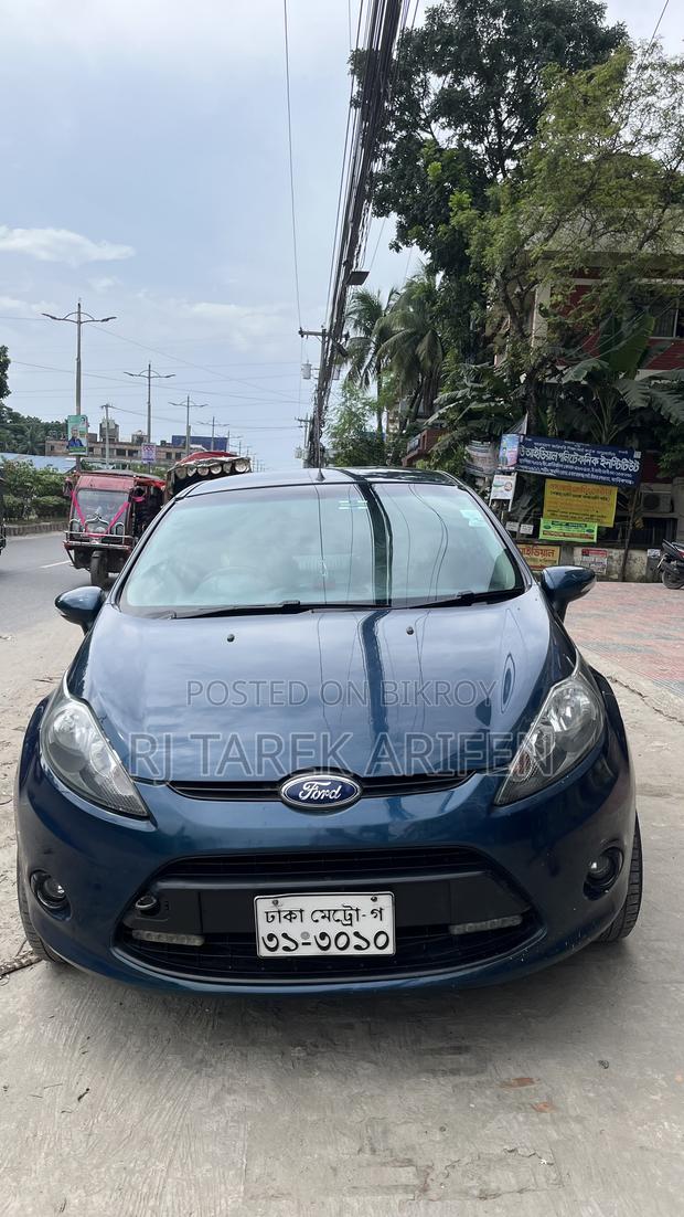 Ford Fiesta 1.4 Automatic 2010 Burgundy
