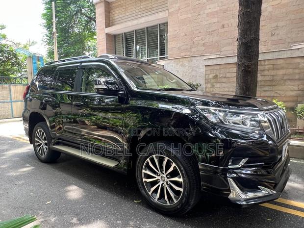 Toyota Land Cruiser Prado 2019 Black