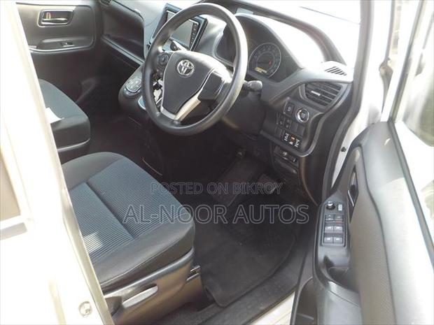 Toyota Noah 2.0 FWD (8 Seater) 2020 Pearl