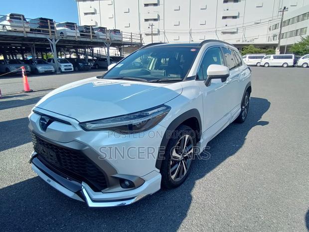 Toyota Corolla Cross 2023 Pearl