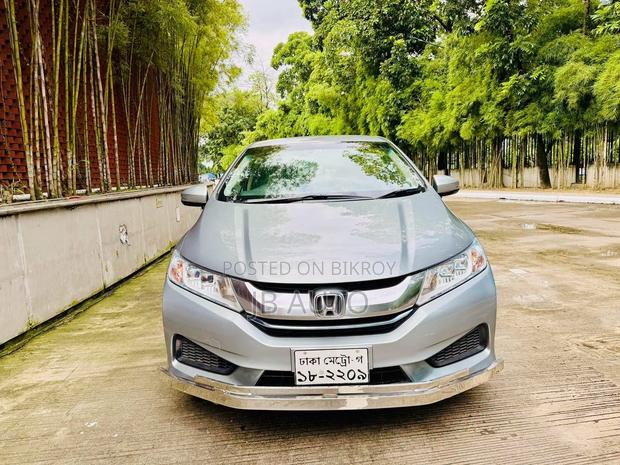 Honda Grace 2017 Silver