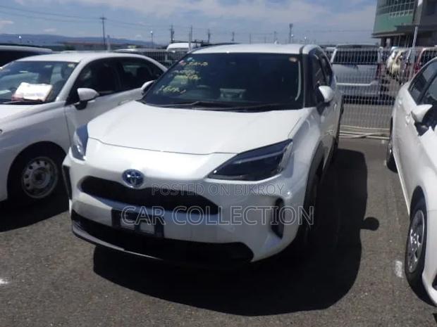 Toyota Yaris Cross 2021 Pearl