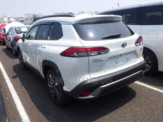 Toyota Corolla Cross 1.8 Hybrid FWD 2021 Pearl