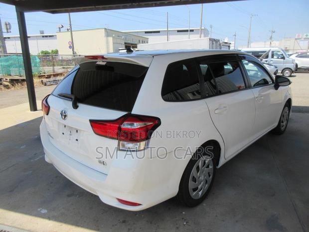 Toyota Corolla Fielder 2021 White