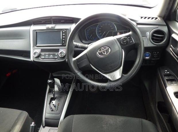 Toyota Corolla Fielder 2021 Silver