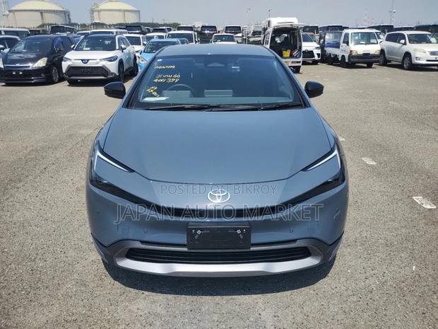 Toyota Prius 2023 Gray