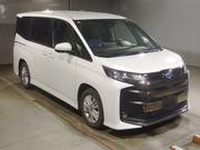 Toyota Noah 2022 Pearl for sale