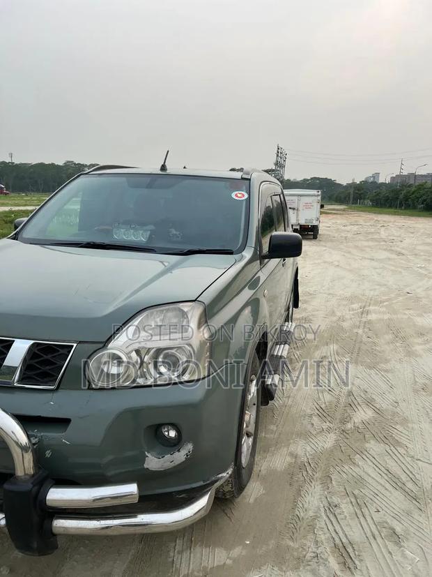 Nissan X-Trail 2010 Gray