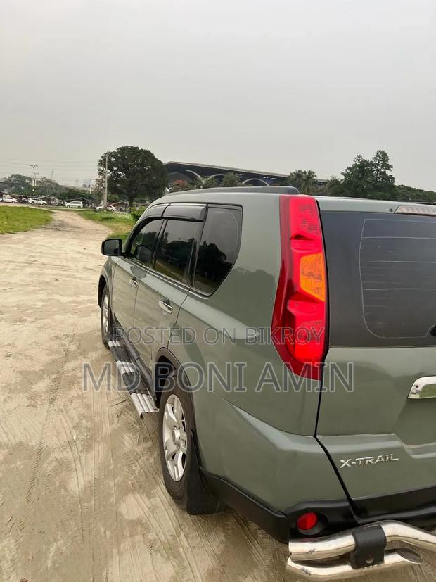 Nissan X-Trail 2010 Gray