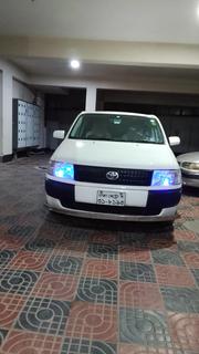 Toyota Probox 2004 White for sale