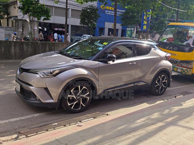 Toyota C-Hr 2017 Gray