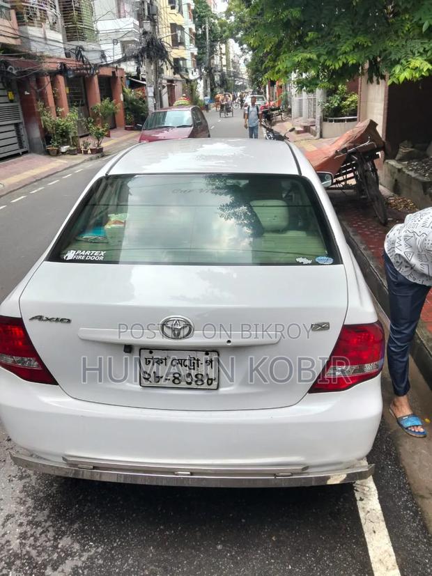 Toyota Axio 2012 White