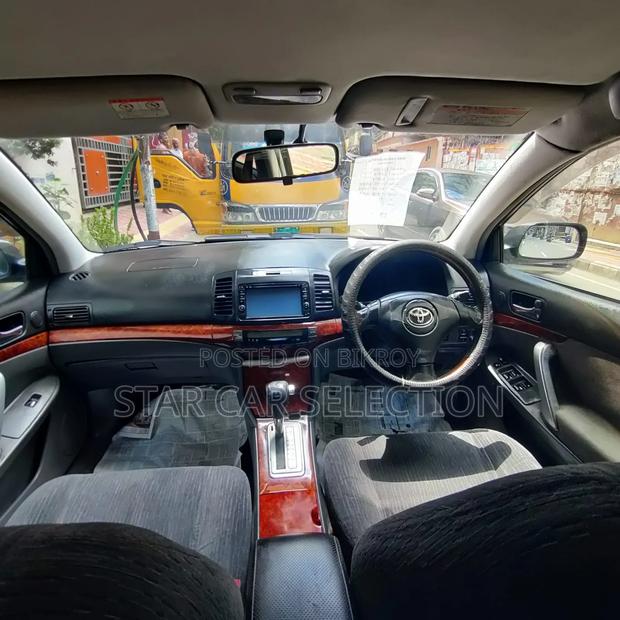 Toyota Premio 2012 Blue