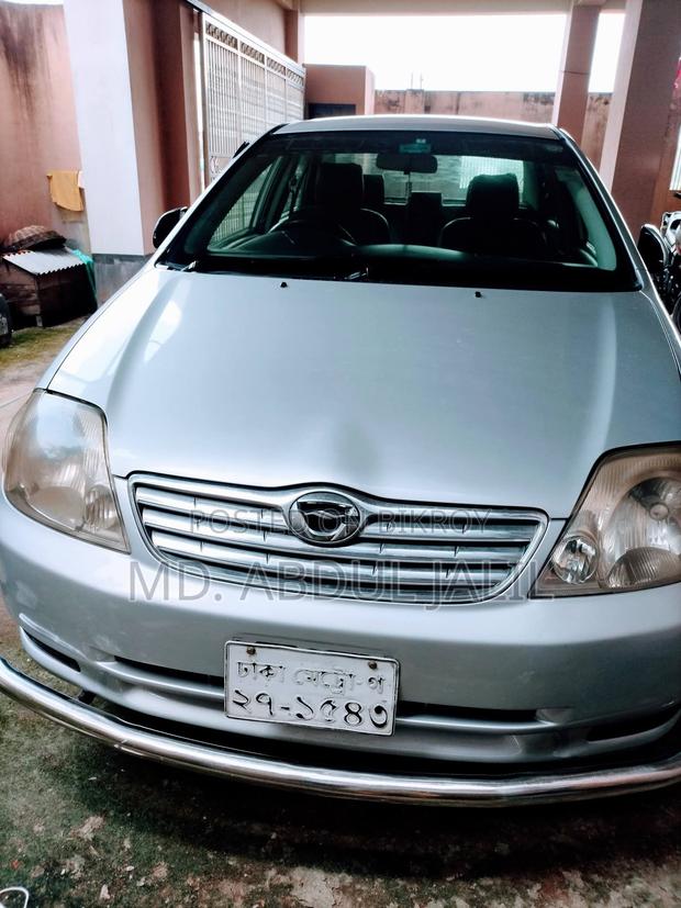Toyota Corolla 2004 Silver
