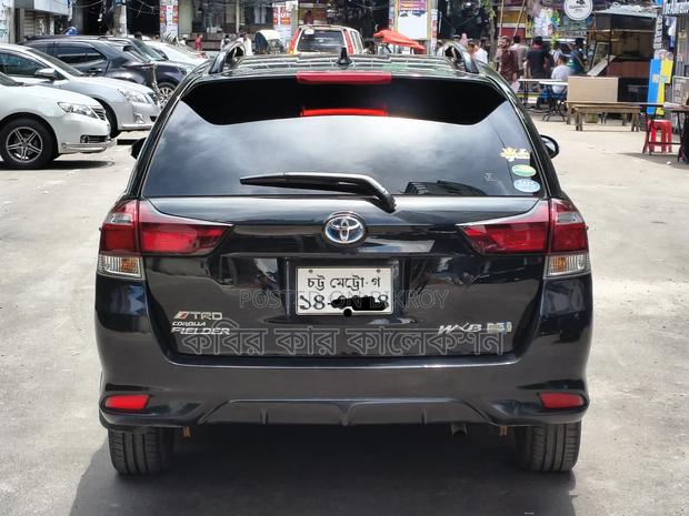 Toyota Corolla Fielder 2015 Black