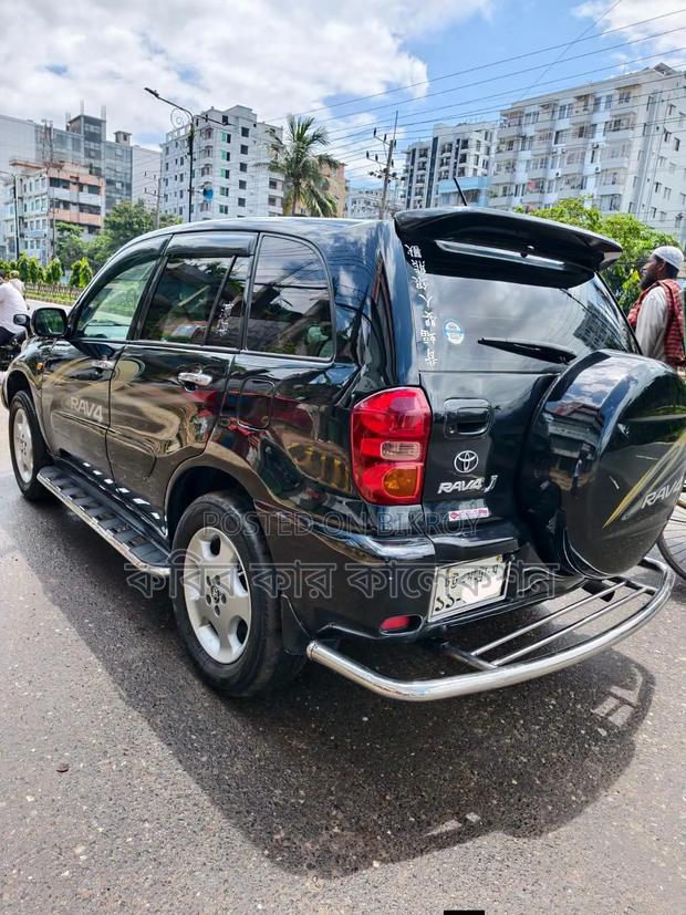 Toyota RAV4 2002 Black