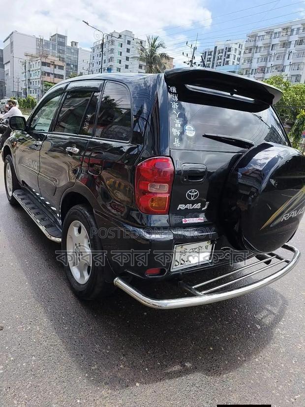 Toyota RAV4 2002 Black