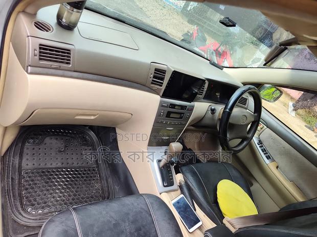 Toyota Corolla Fielder 2004 Silver