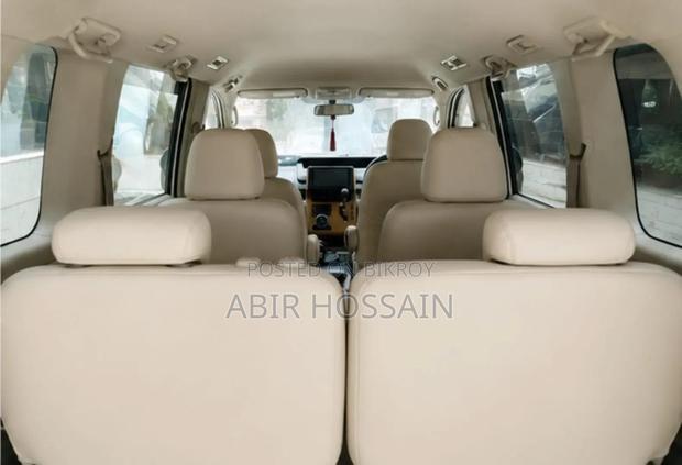Toyota Noah 2010 White