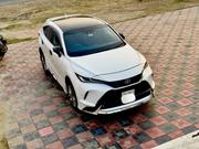 New Toyota Harrier Z 2020 Pearl for sale