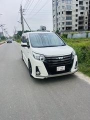 Toyota Noah 2.0 AWD (8 Seater) 2017 Pearl for sale