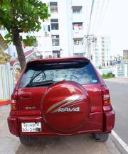 Toyota RAV4 2004 Maroon for sale