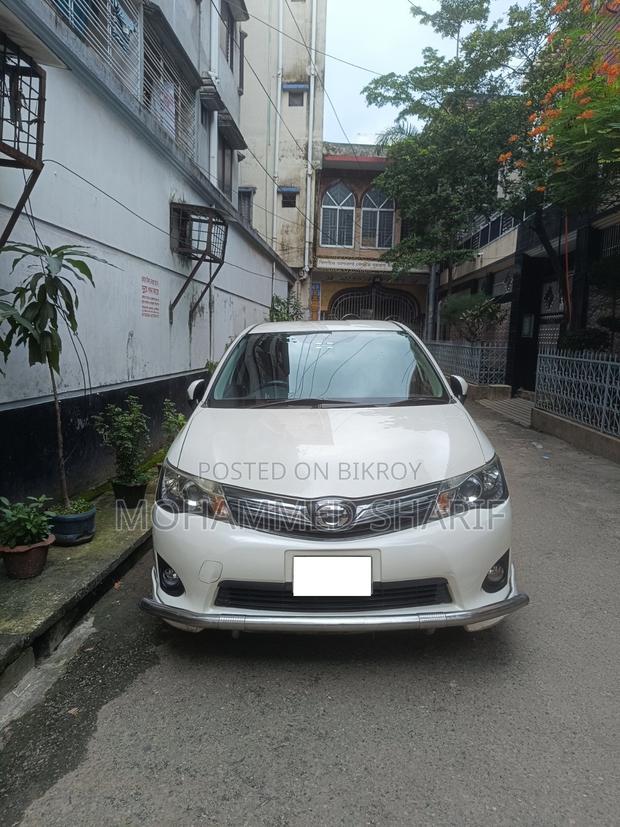 Toyota Corolla Fielder 1.5 Petrol AWD 2013 Pearl