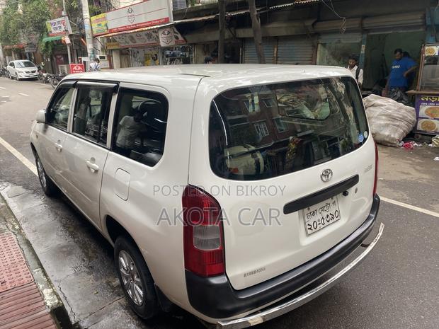 Toyota Probox 2010 White