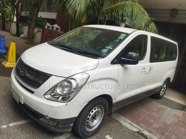 Hyundai H300 2013 White